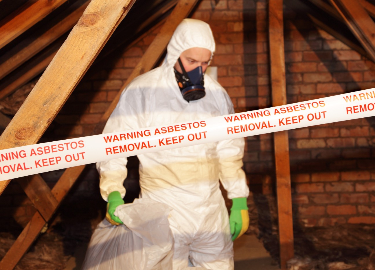 Asbest erkennen und richtig handeln
