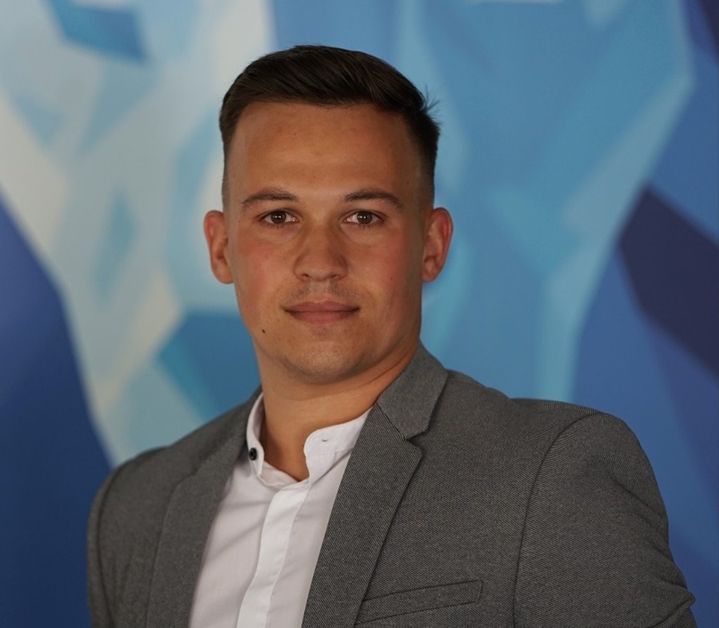 dennis-dietz_800