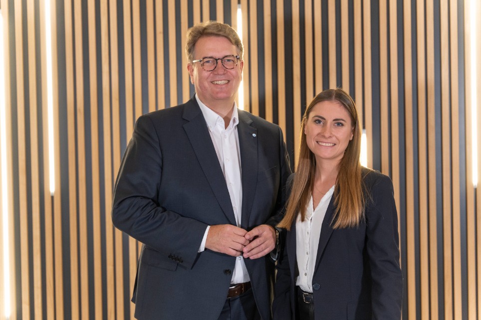 PM_diebayerische_Martin-Gräfer_Stephanie-Kern PM_diebayerische_Martin-Gräfer_Stephanie-Kern