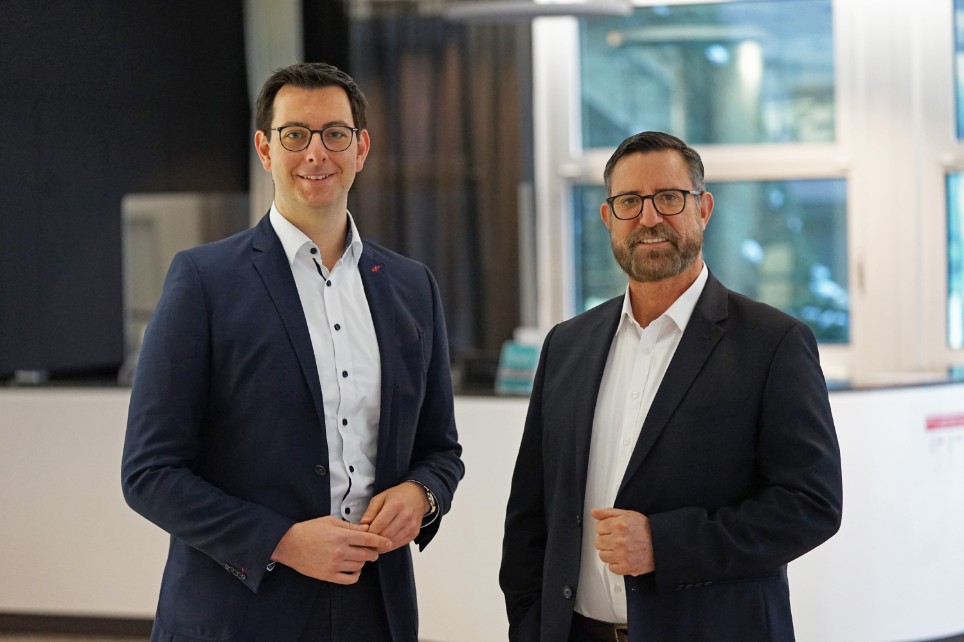 Pressefoto von Daniel Regensburger und Uwe Mahrt Pressefoto von Daniel Regensburger und Uwe Mahrt
